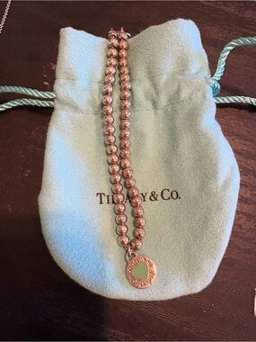 Tiffany & Co. Silver Bead bracelet with Mint Heart Disc 7 in